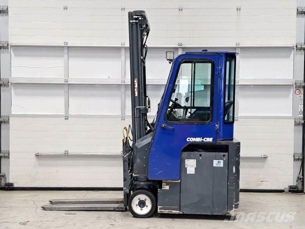 Combilift CBE3000 鏟裝機