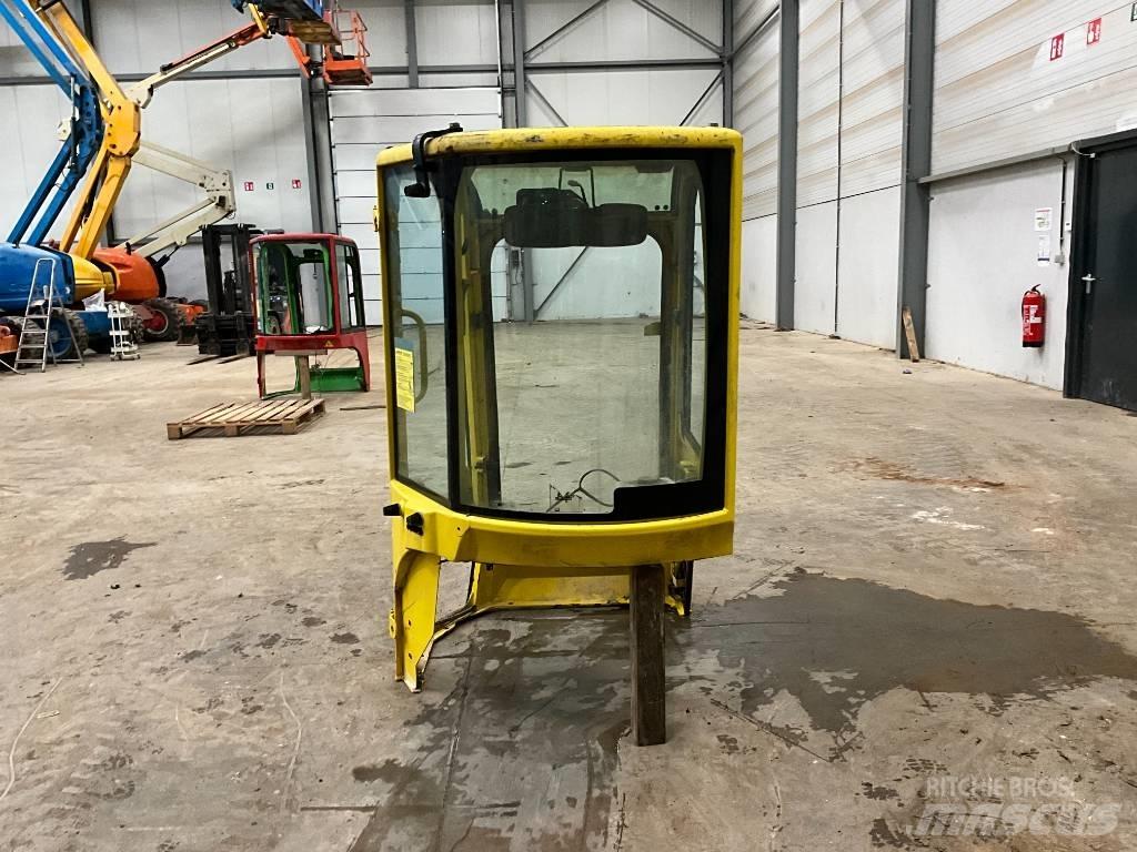 Yanmar Vio 20 / vio 25 駕駛室與內部