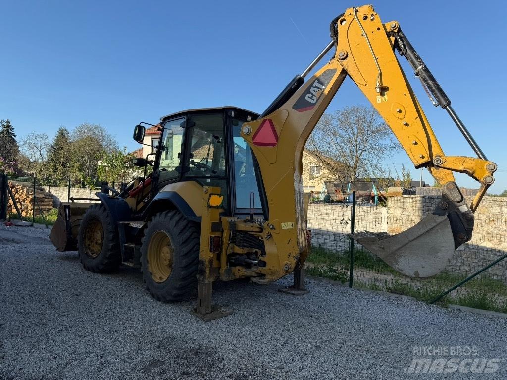 CAT 444 E 反鏟裝載機
