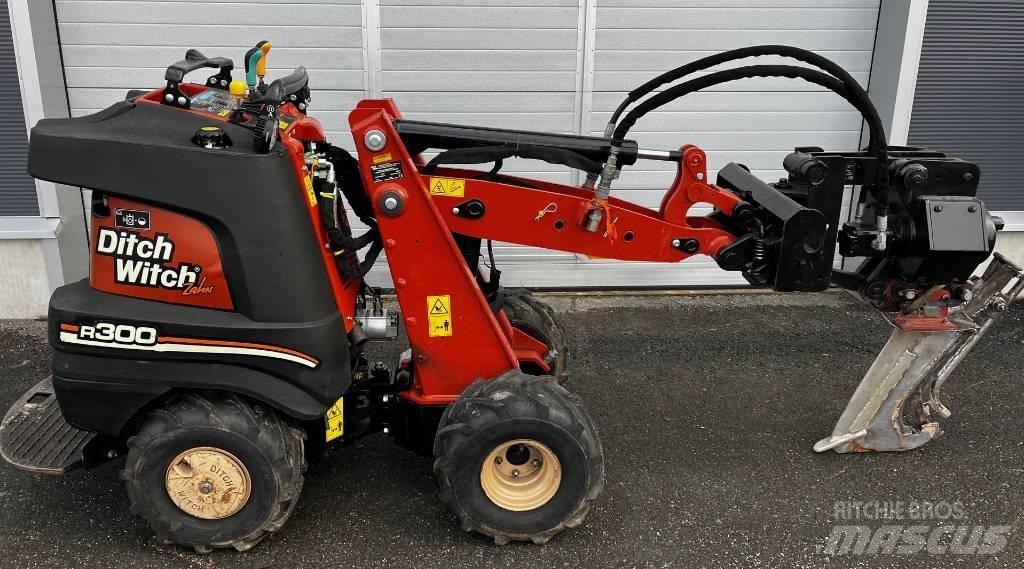 Ditch Witch R300 掘溝機