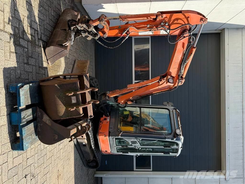 Hitachi ZX30U 小型挖土機/掘鑿機<7t(小型挖掘機)