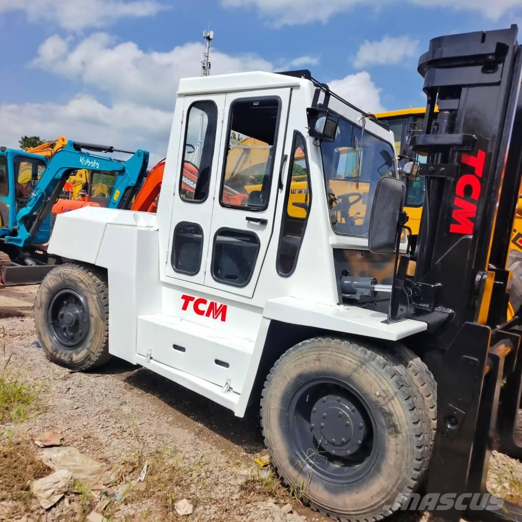 TCM FD 100 柴油卡車