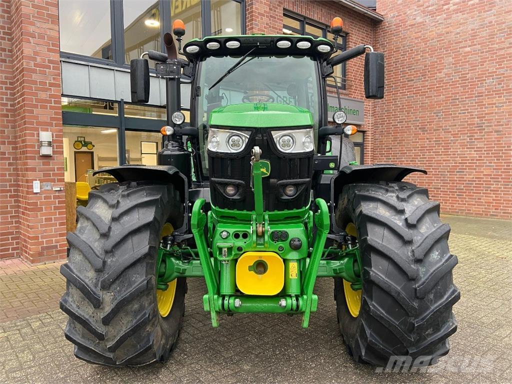 John Deere 6155R 曳引機