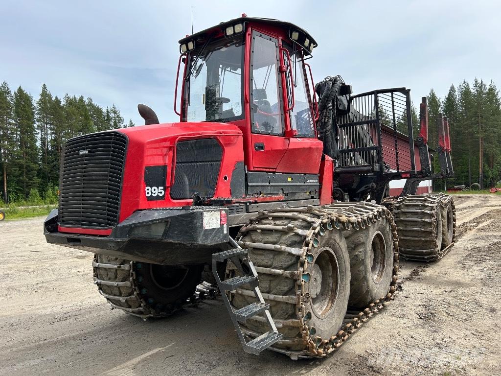 Komatsu 895 集運機