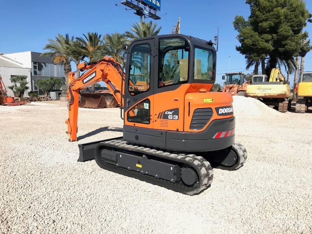 Doosan DX 63-3 小型挖土機/掘鑿機<7t(小型挖掘機)
