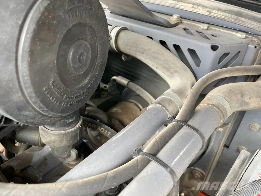 Hamm HD 12 VV 雙輪滾壓機