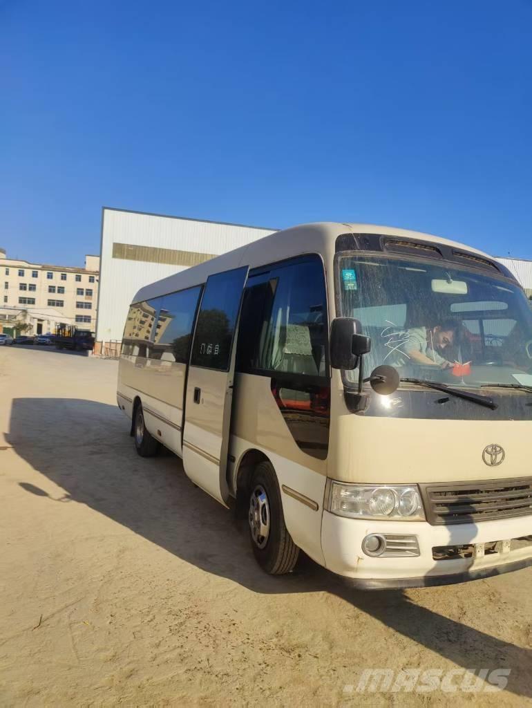 Toyota Coaster 公路客運汽車