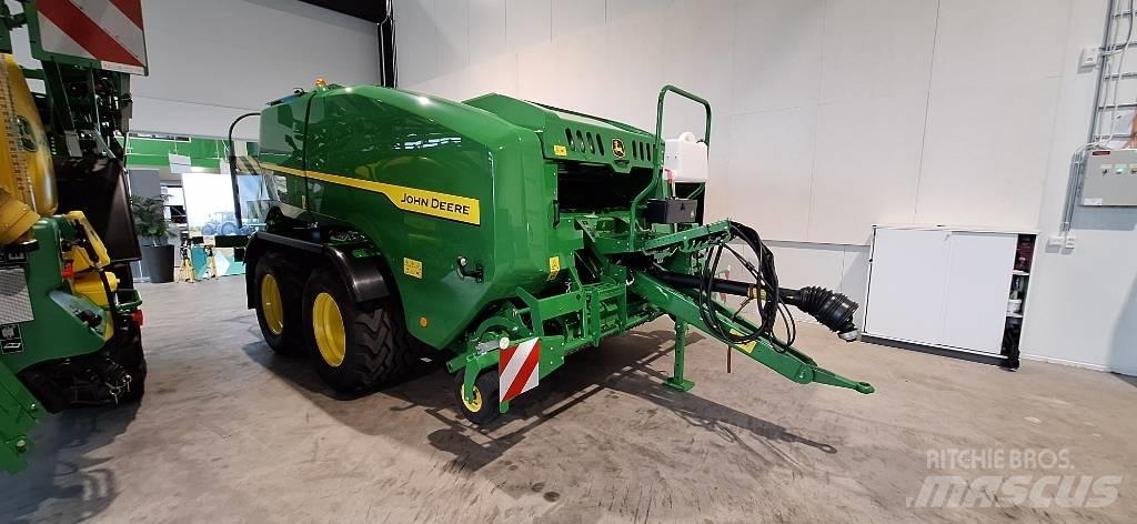 John Deere C441R 圓型牧草打包機