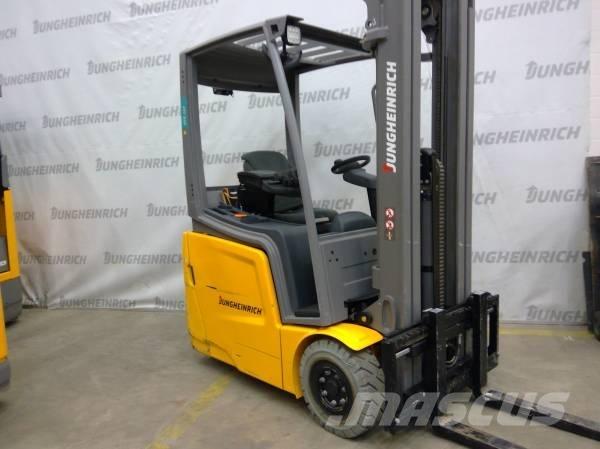 Jungheinrich EFG 112 電動堆高機