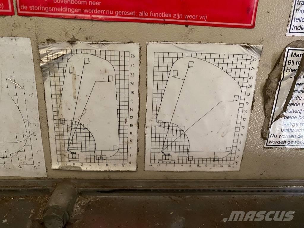 DAF AE55CE 拖車裝載高空作業平台