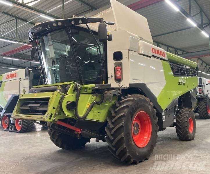 CLAAS LEXION 6800 聯合收穫機