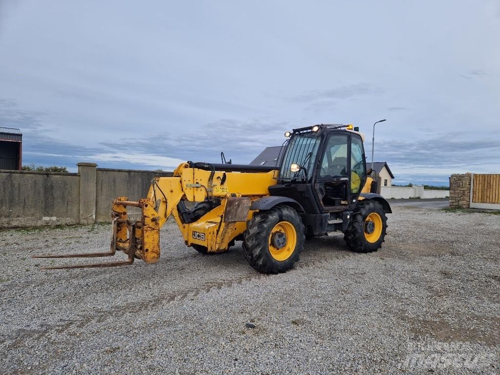 JCB 535140 伸縮臂操作車