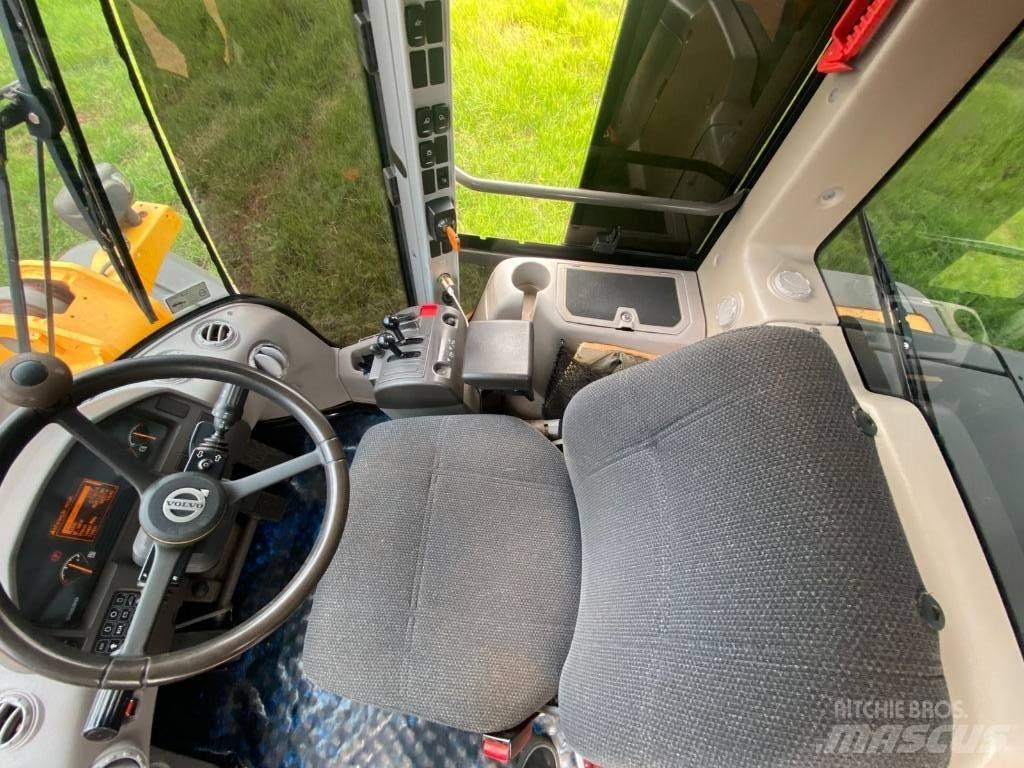 Volvo L 60 F 輪胎式裝載機