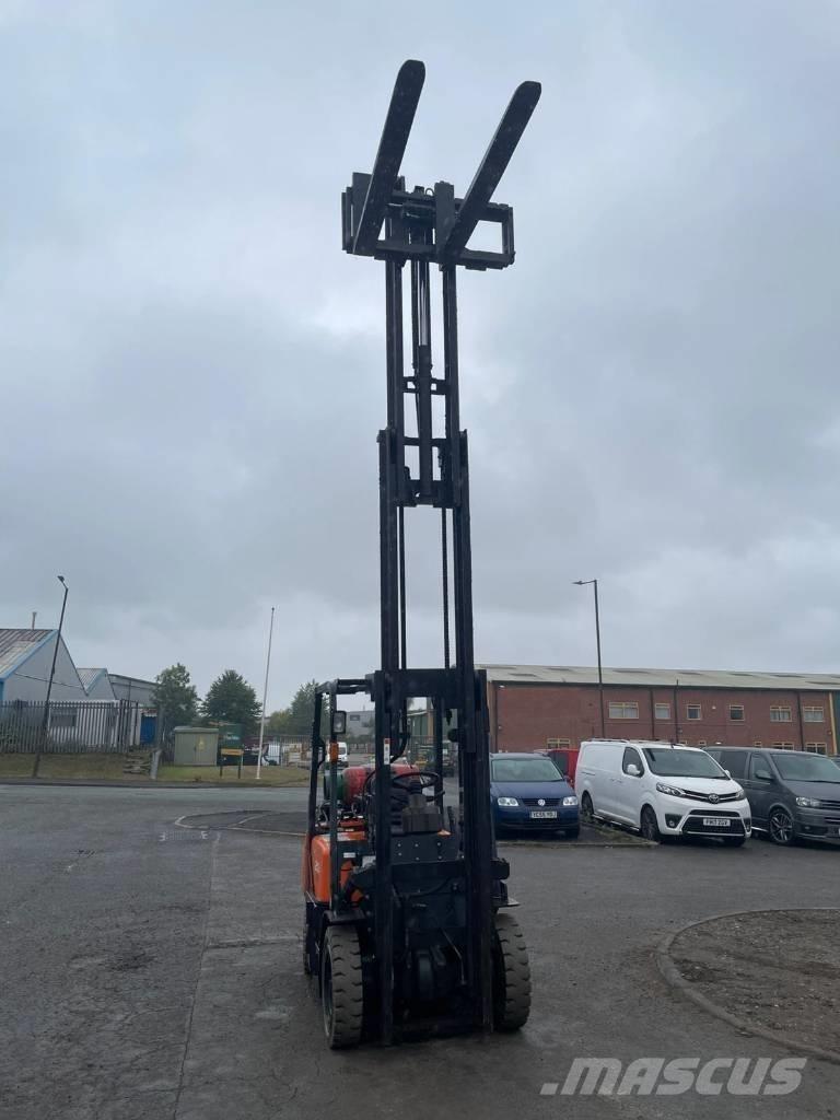 Doosan G 20 液化石油氣LPG卡車