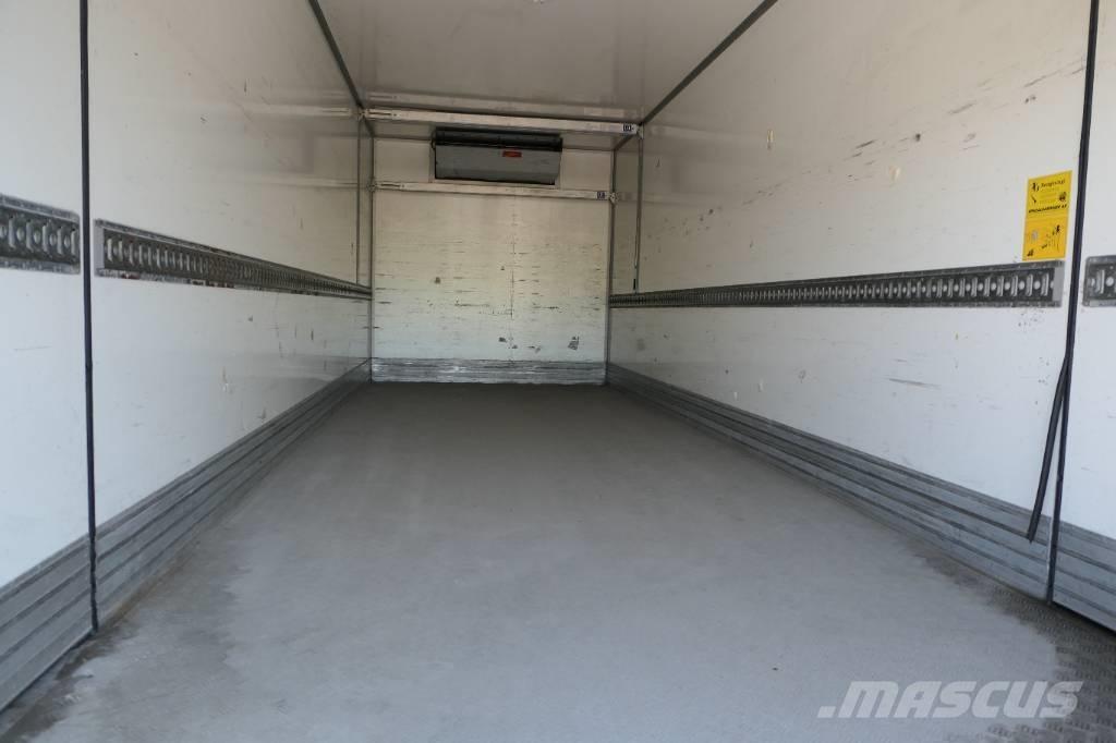 Volvo FM330 4x2 溫控卡車