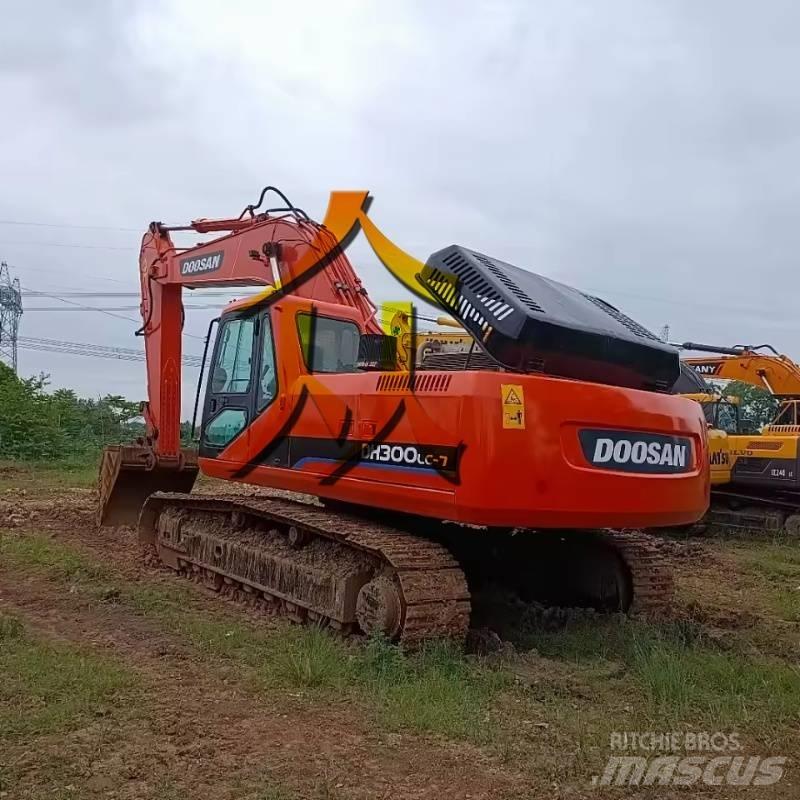 Doosan DH 300 LC-7 履帶式 挖土機/掘鑿機/挖掘機