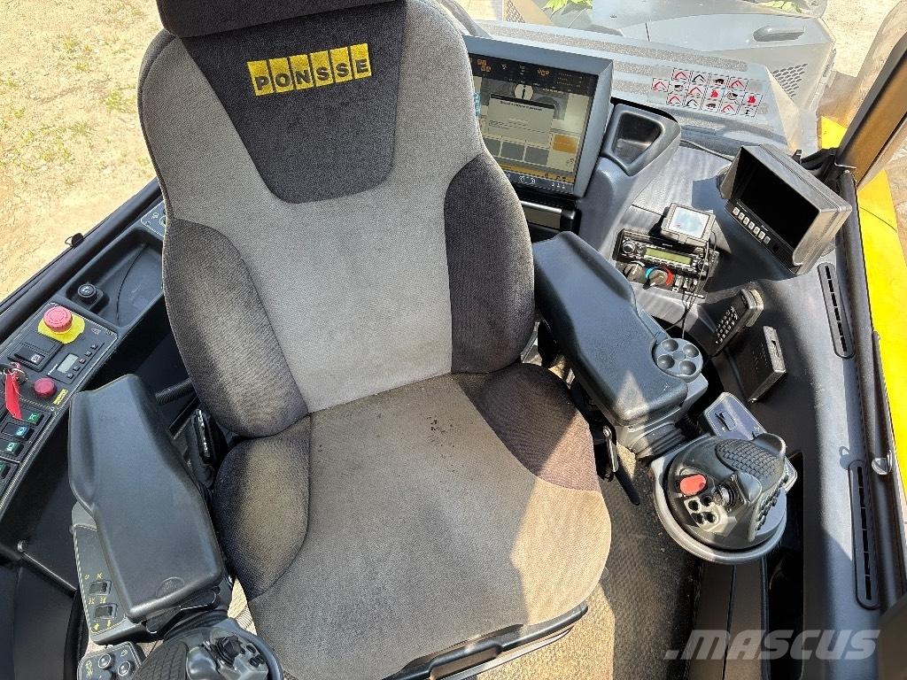 Ponsse Ergo 6W 收穫機