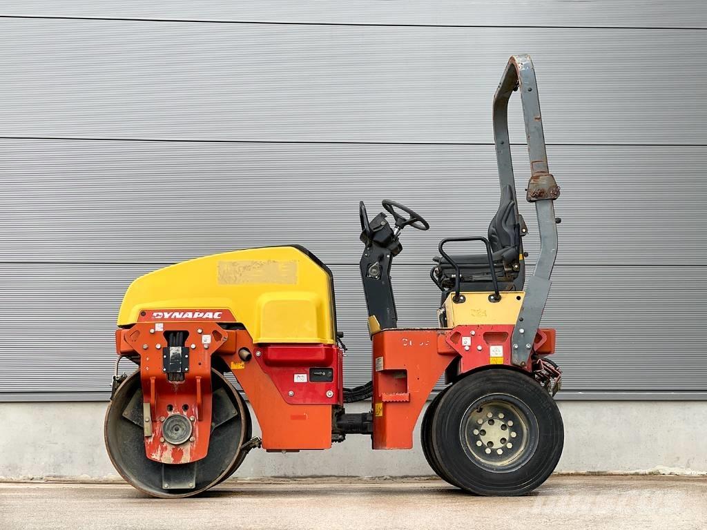 Dynapac CC1300C 複合式滾壓機