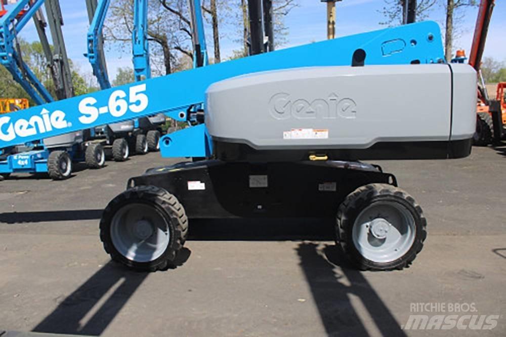 Genie S 65 伸縮臂高空作業車