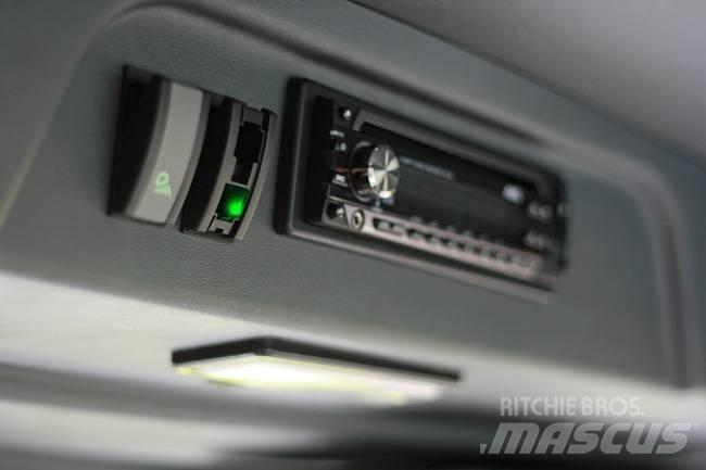 Melex 381 多用途機械