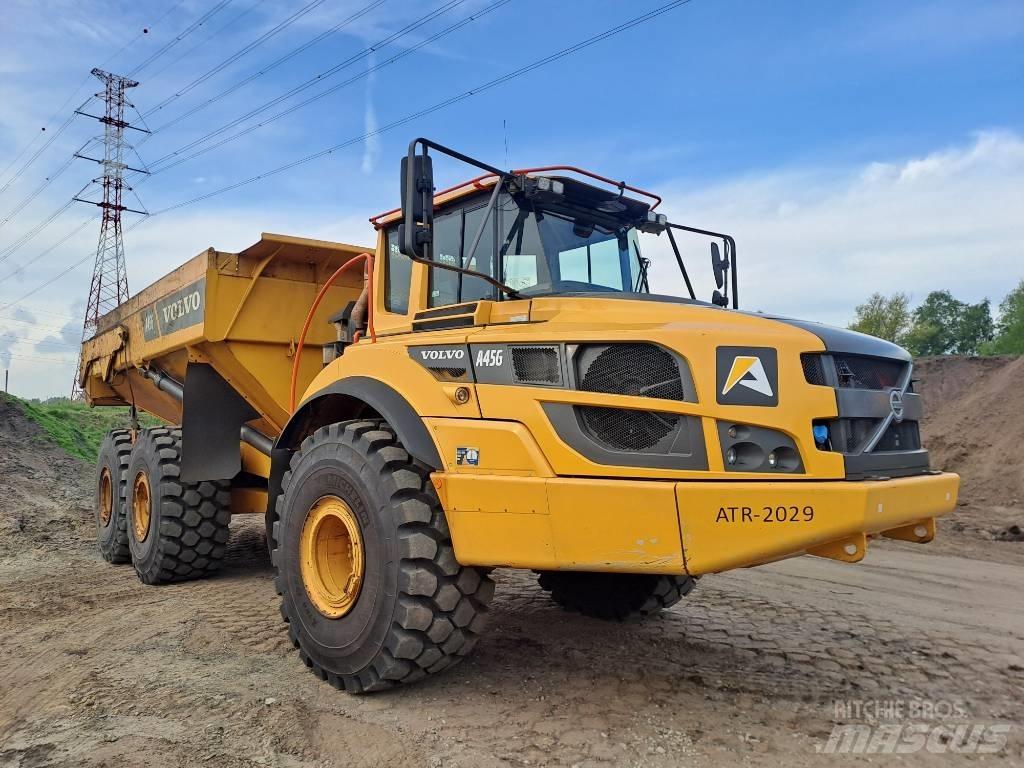 Volvo A45G 鉸接式起吊車