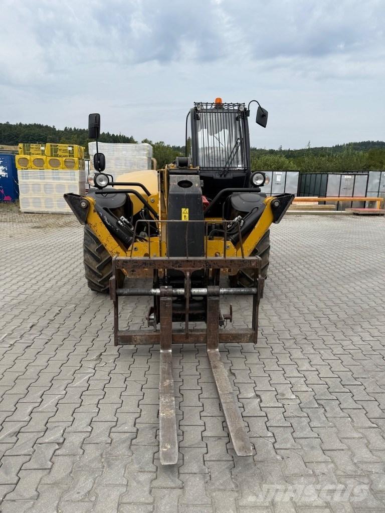 CAT TH 314 D 伸縮臂操作車
