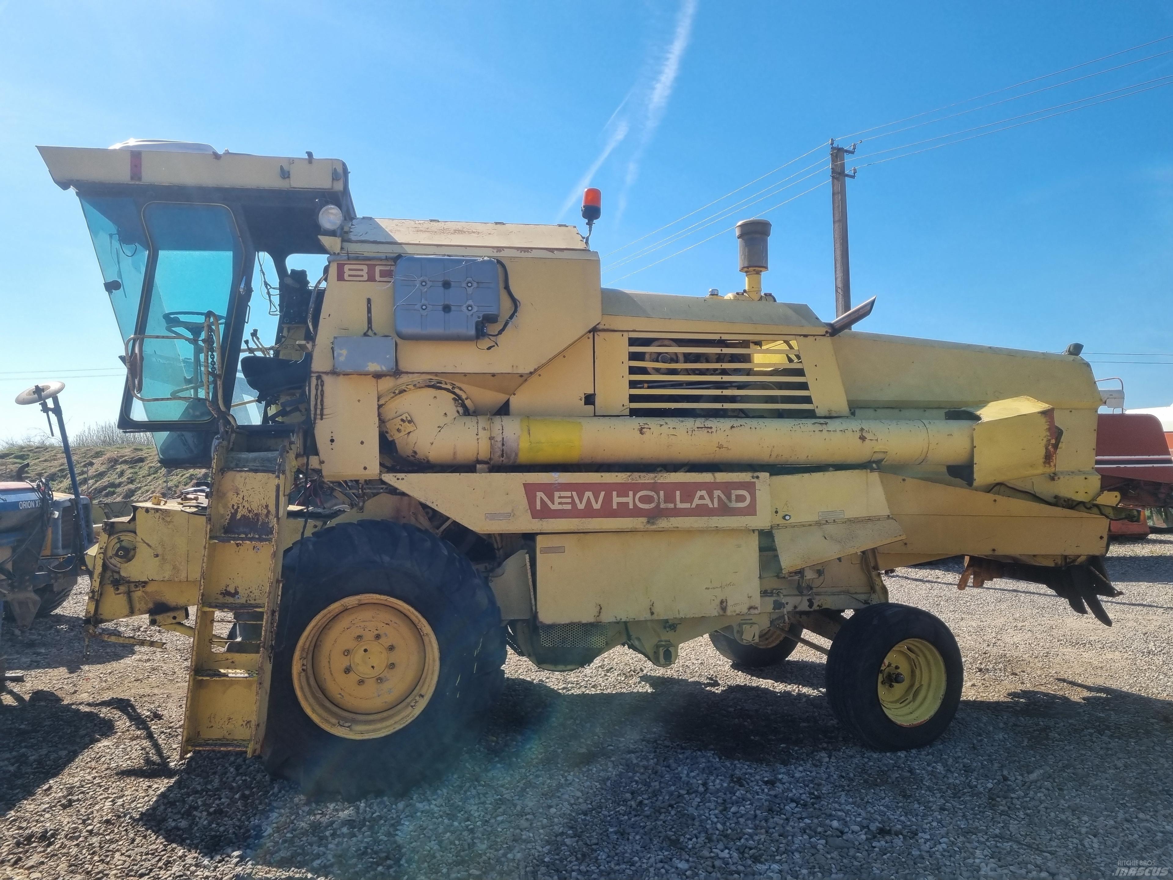 New Holland 8080 聯合收穫機