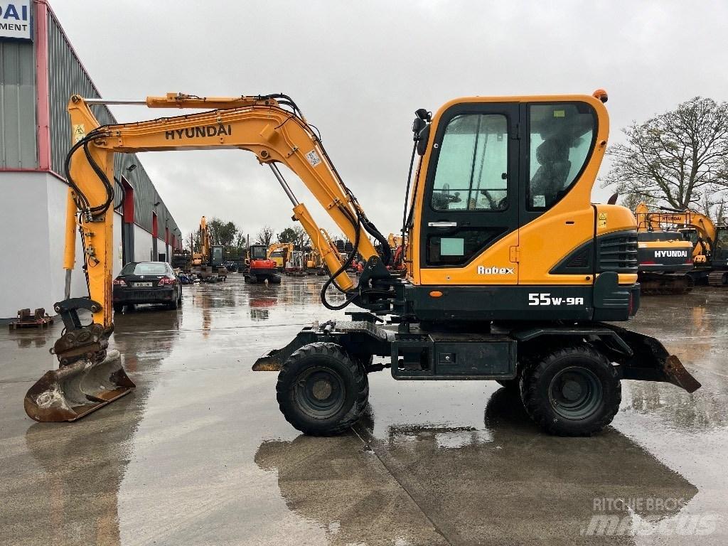 Hyundai R55W-9A 旋轉式挖土機/掘鑿機/挖掘機