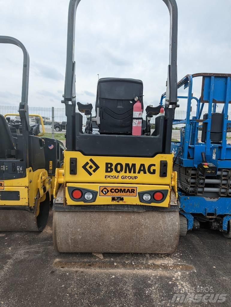 Bomag BW 120 AD-3 雙輪滾壓機