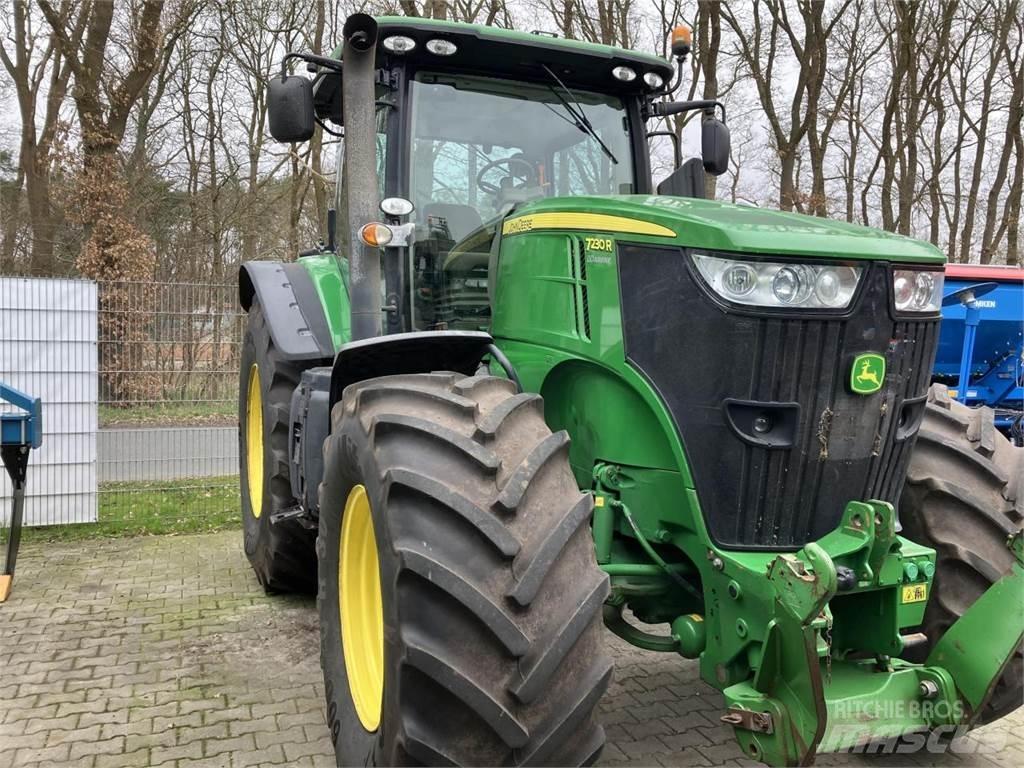 John Deere 7230R 曳引機