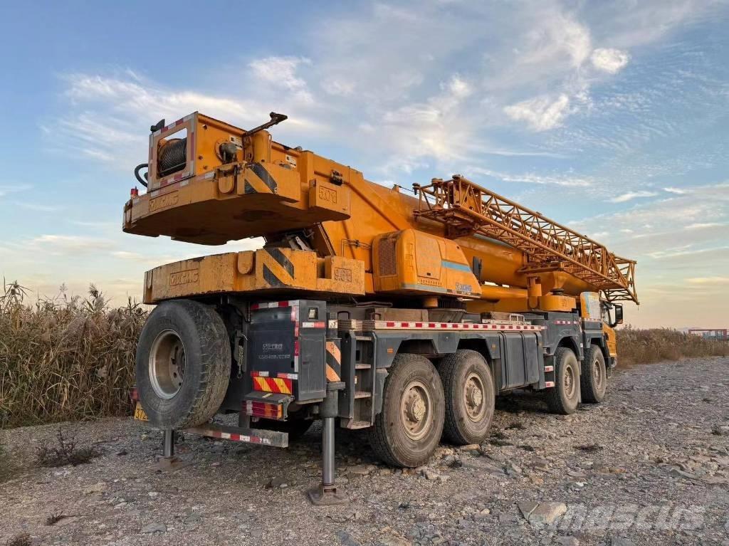 XCMG QY80L6 越野起重機