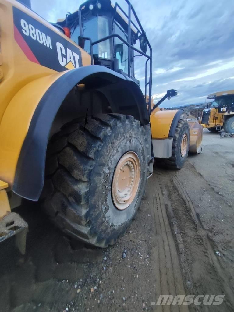 CAT 980M 輪胎式裝載機