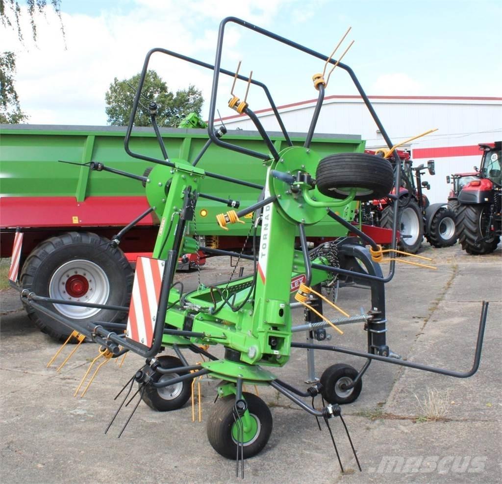 Talex Tornado 550 耙與翻草機