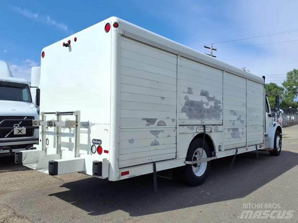 Freightliner M2 飲料運輸卡車