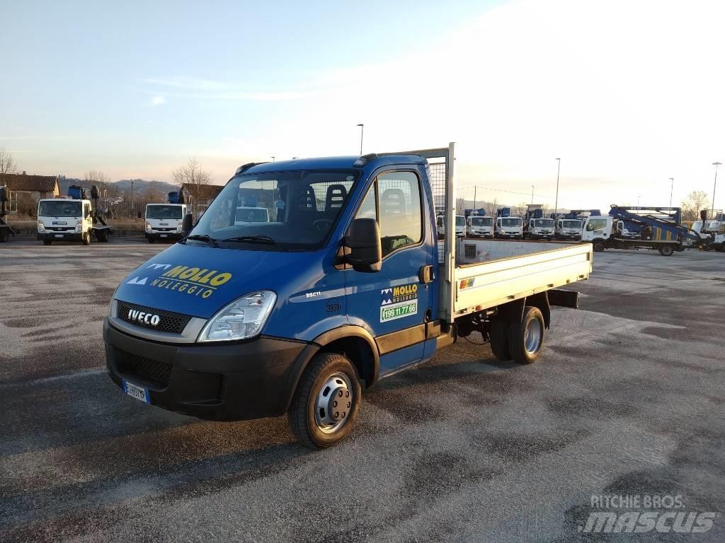 Iveco Daily 35 C 11 車廂