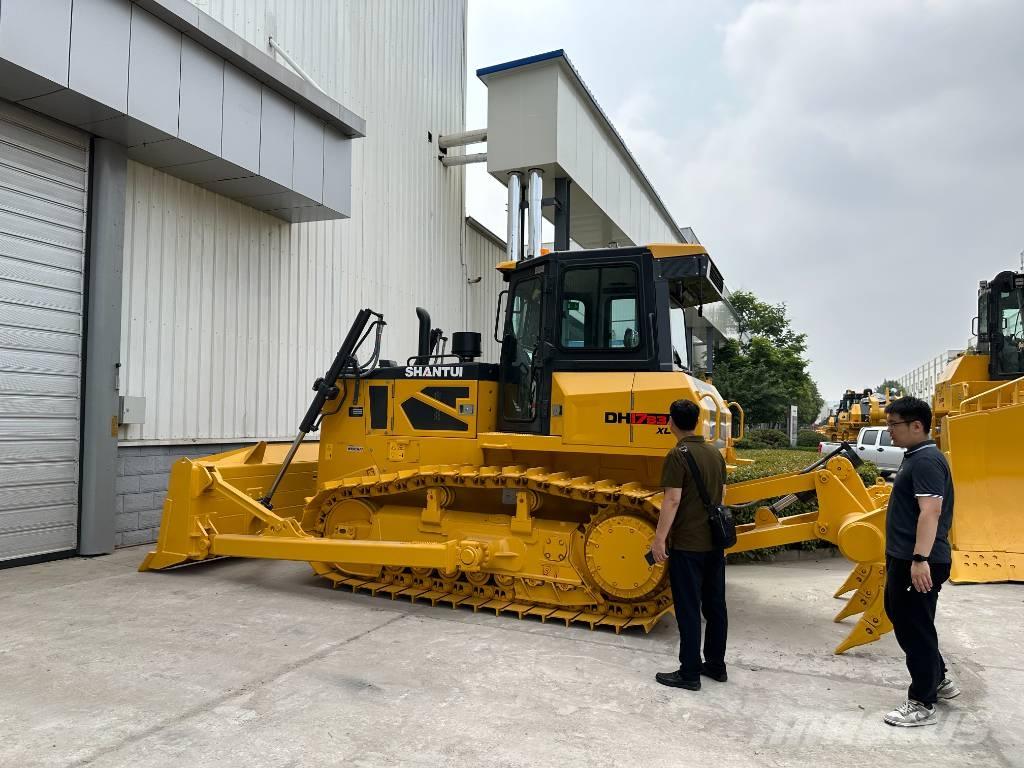 Shantui DH17 履帶推土機