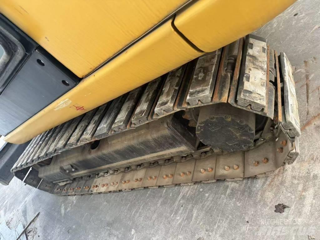CAT 306 小型挖土機/掘鑿機<7t(小型挖掘機)