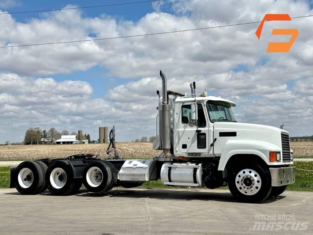 Mack CH 613 曳引機組件