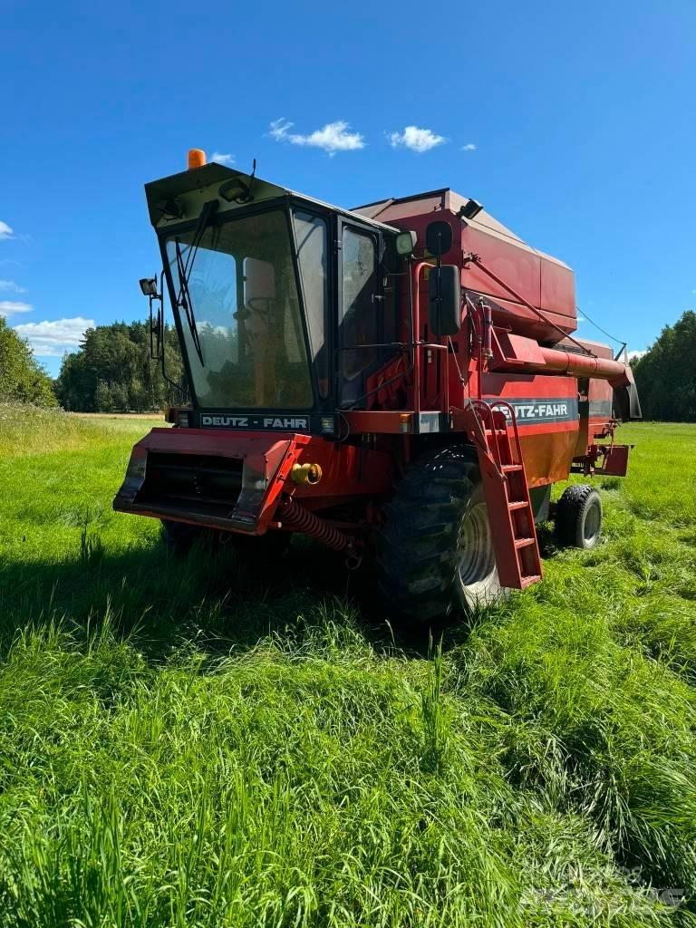 Deutz-Fahr M 2780 聯合收穫機