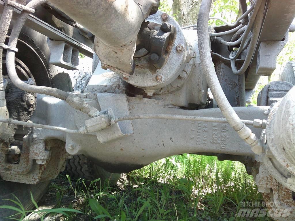 Mack RB 688 S 商用底盤車