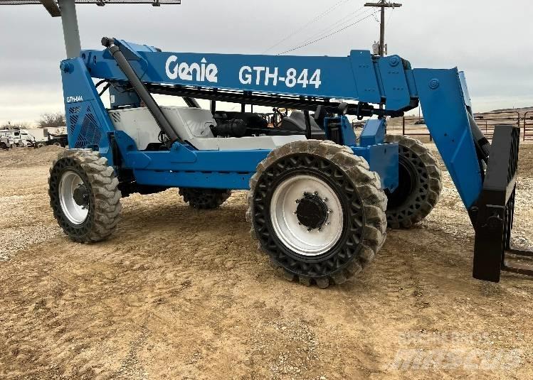 Genie GTH844 伸縮臂操作車