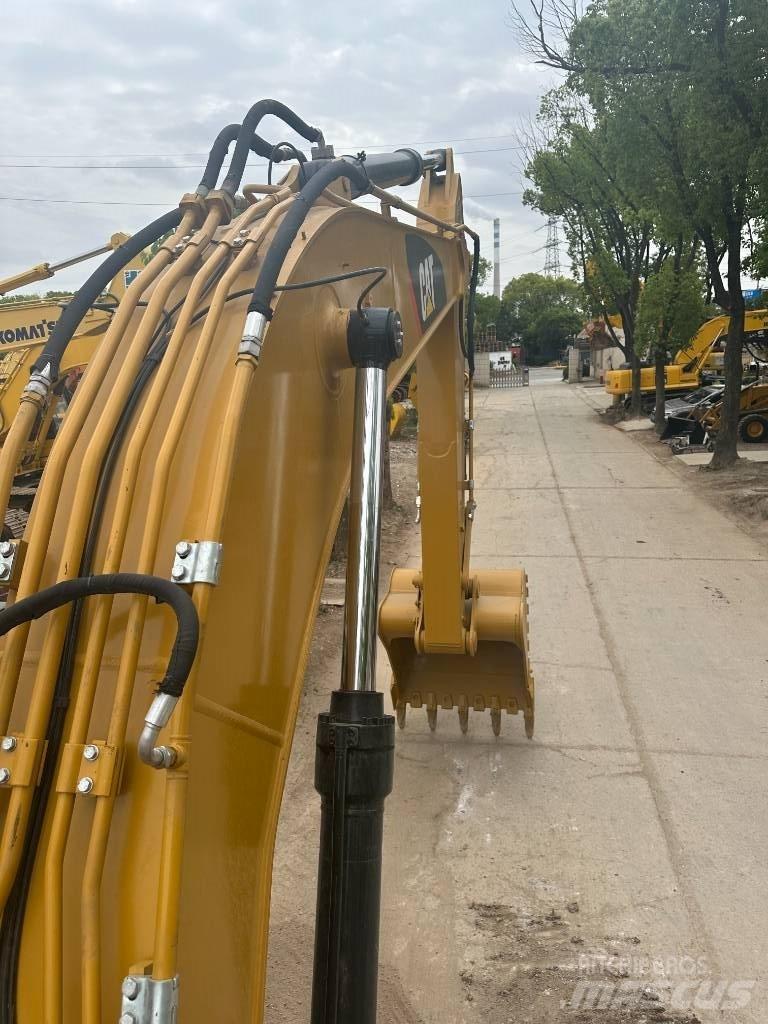 CAT CAT330D 中型挖土機/掘鑿機/挖掘機 7t-12t