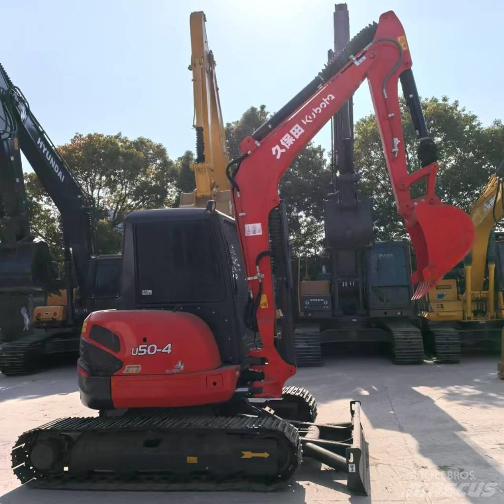 Kubota U 50 小型挖土機/掘鑿機<7t(小型挖掘機)