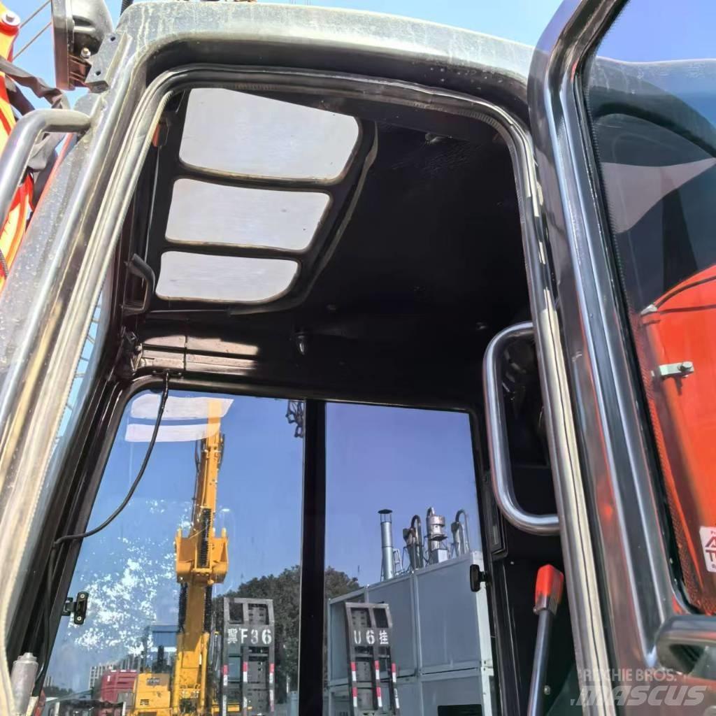 Kubota U 50 小型挖土機/掘鑿機<7t(小型挖掘機)