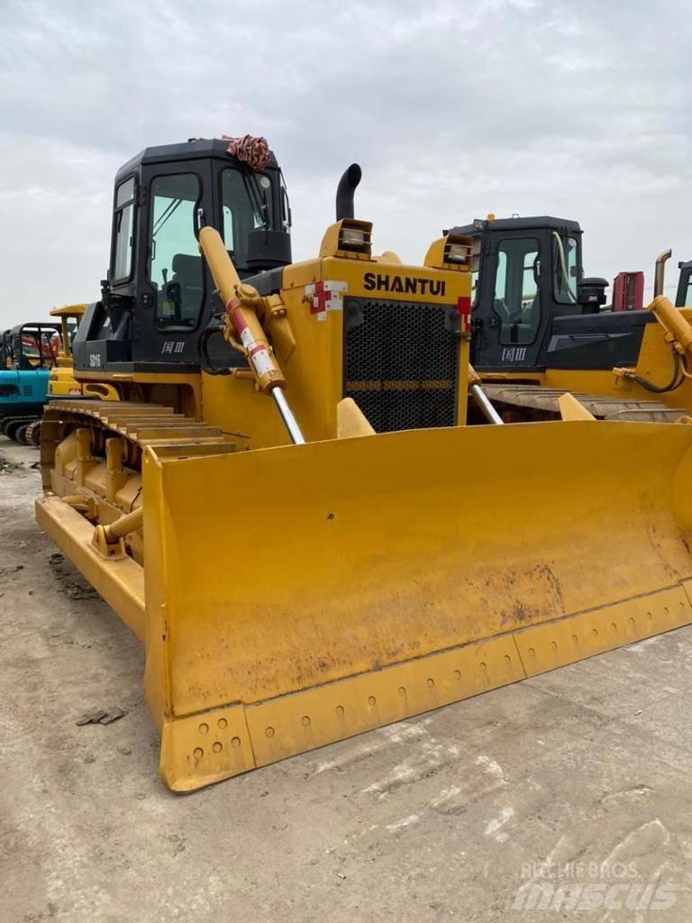 Shantui SD 16 履帶推土機