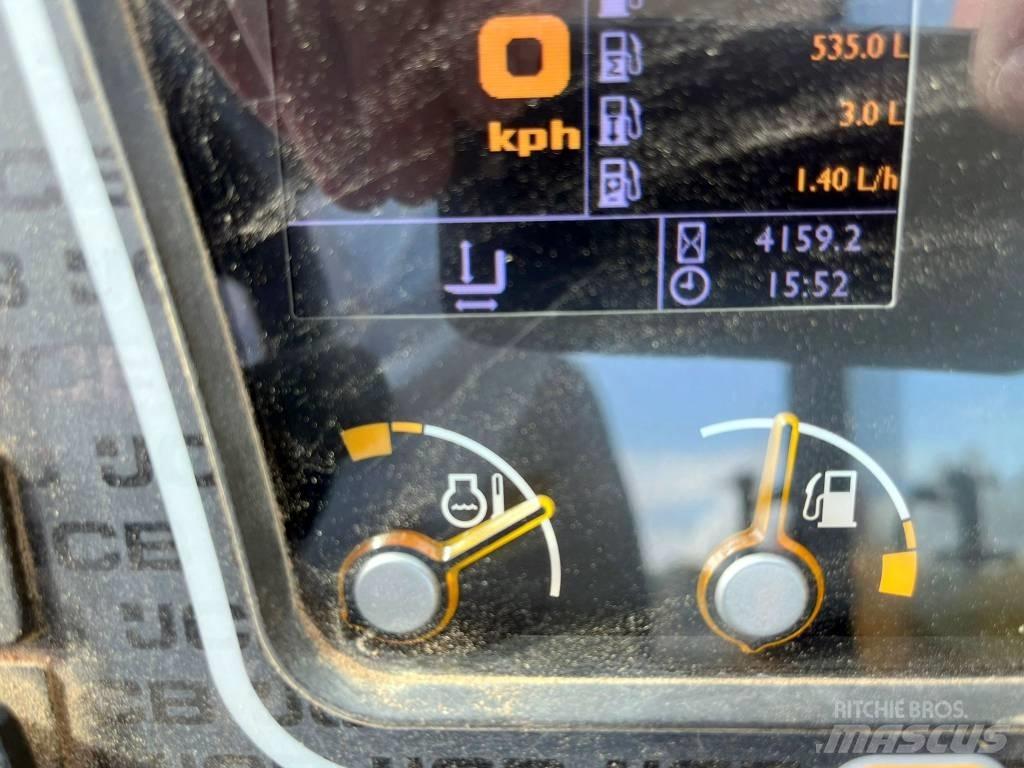 JCB 535-125 伸縮輪式裝載機