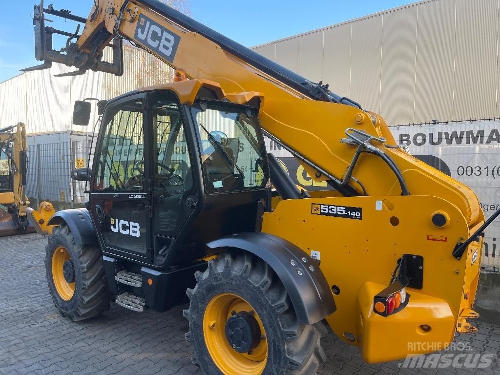JCB 535-140 Hiviz 伸縮臂操作車