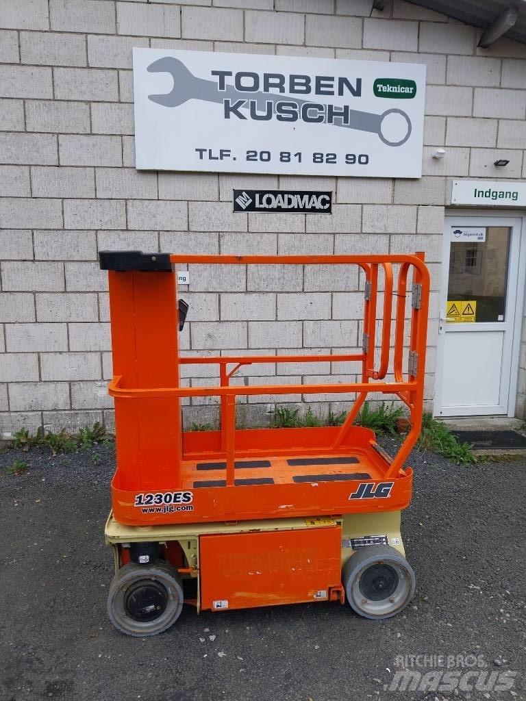 JLG 1230 ES 垂直升降工作台