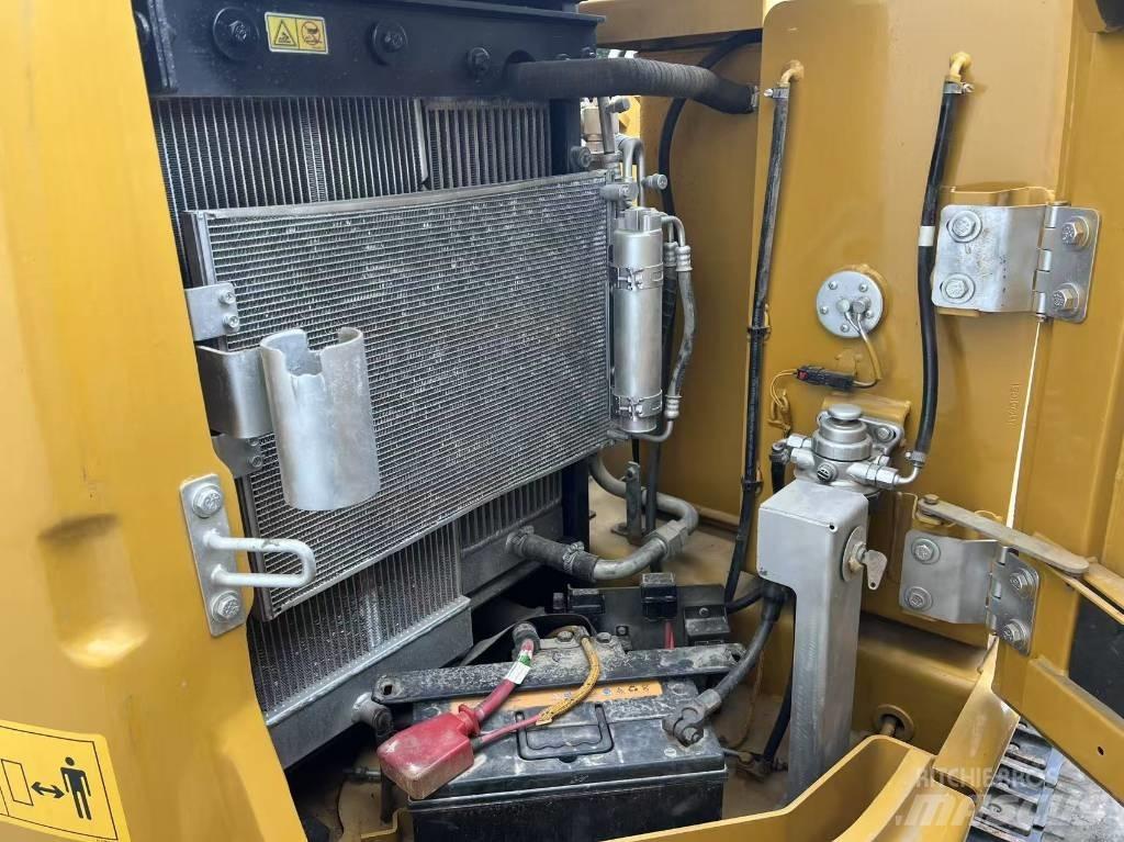 CAT CAT307E2 小型挖土機/掘鑿機<7t(小型挖掘機)