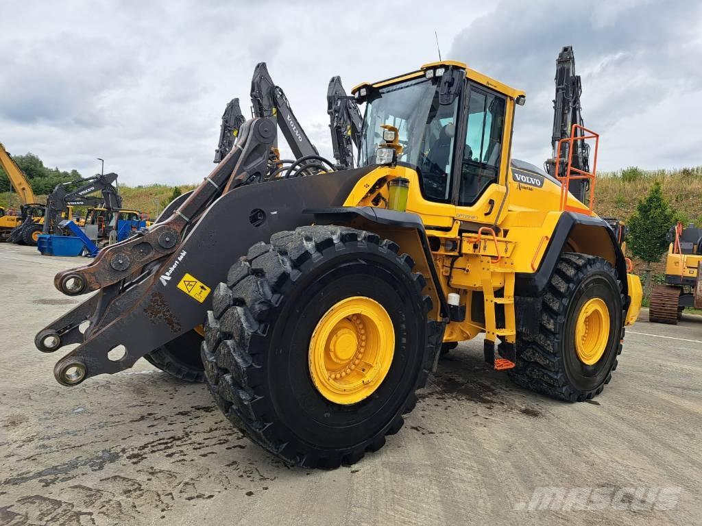 Volvo L 220 H 輪胎式裝載機